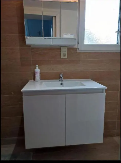 Chambre Confortable Lits Double Schaarbeek Premier Etage Brussels